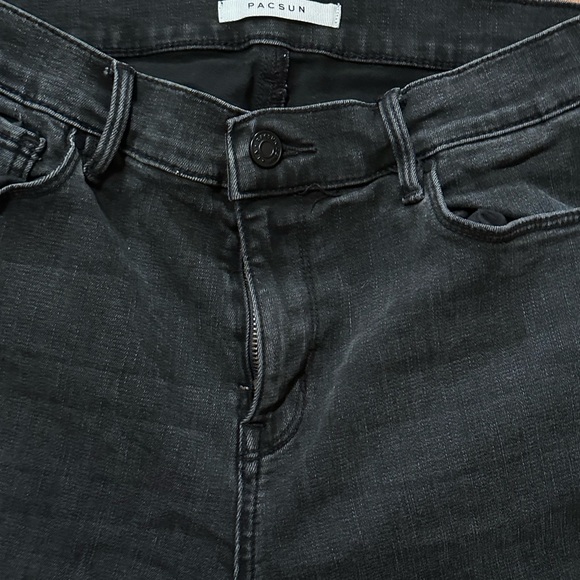 Black Distressed Women's Jeans - Picture 3 of 9